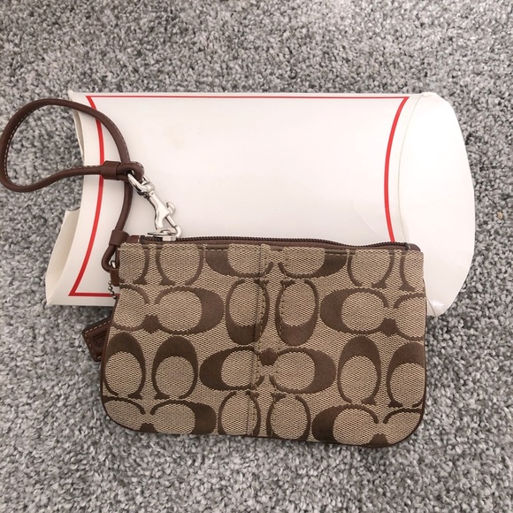 Coach wristlet - Picture 1 of 3